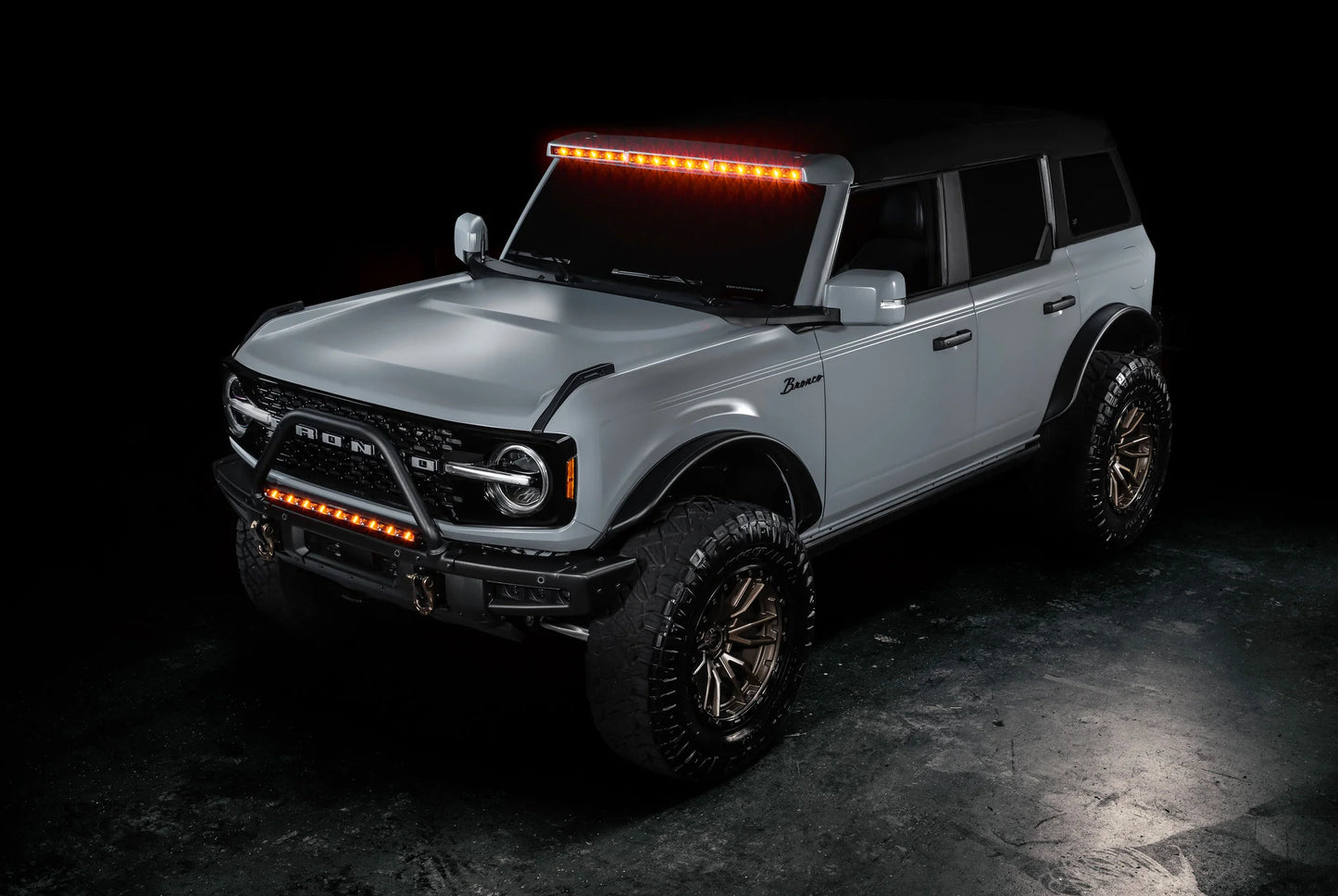 ORACLE LIGHTING INTEGRATED WINDSHIELD ROOF LED LIGHT BAR SYSTEM FOR 2021+ FORD BRONCO