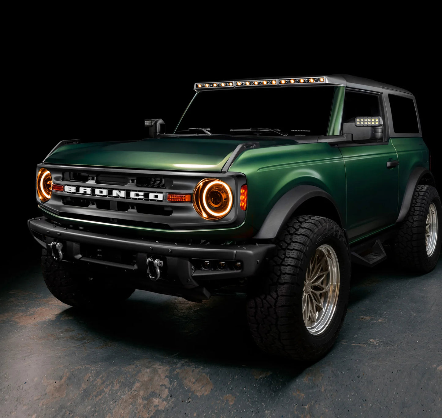 ORACLE LIGHTING INTEGRATED WINDSHIELD ROOF LED LIGHT BAR SYSTEM FOR 2021+ FORD BRONCO